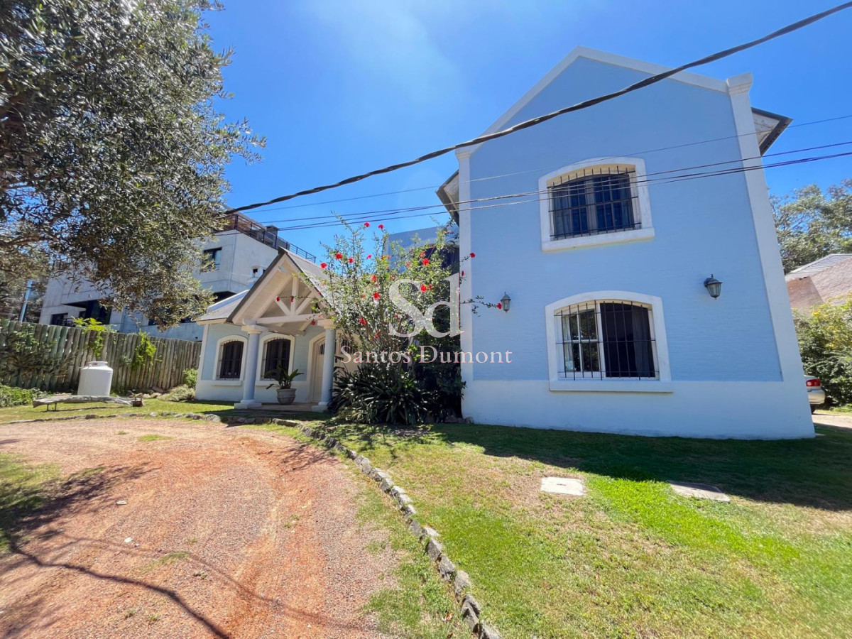 Casa ID.12292 - LA BARRA, MONTOYA - VENTA Y ALQUILER