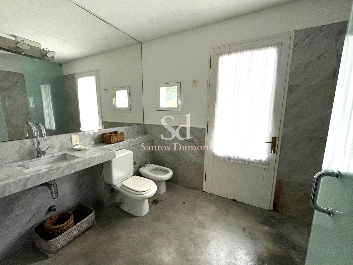 Casa ID.12184 - EXCELENTE UBICACION