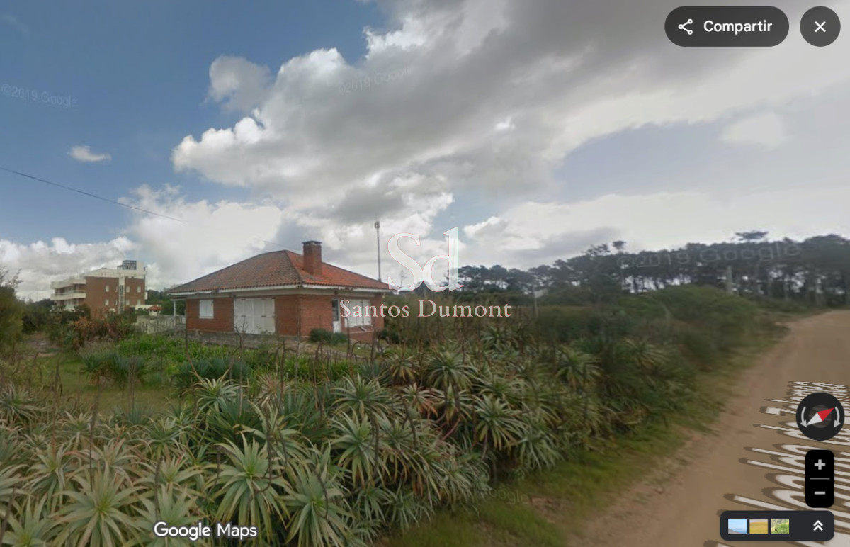Casa ID.25791 - Venta de Propiedad en Primera Línea Playa Mansa Punta del Este