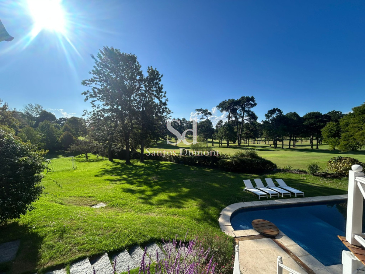 Casa ID.25682 - Casa en venta en Barrio Golf, Punta del Este