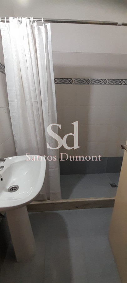 Casa ID.25003 - VENTA - EXCELENTE UBICACION