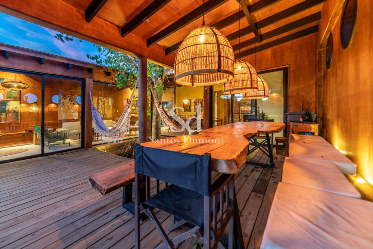 Casa ID.25041 - VENTA - EXCELENTE UBICACION