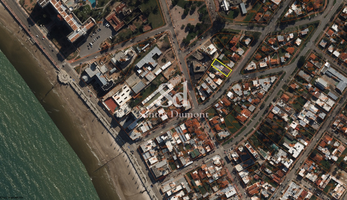 Casa ID.24943 - VENTA - EXCELENTE UBICACION PIRIAPOLIS