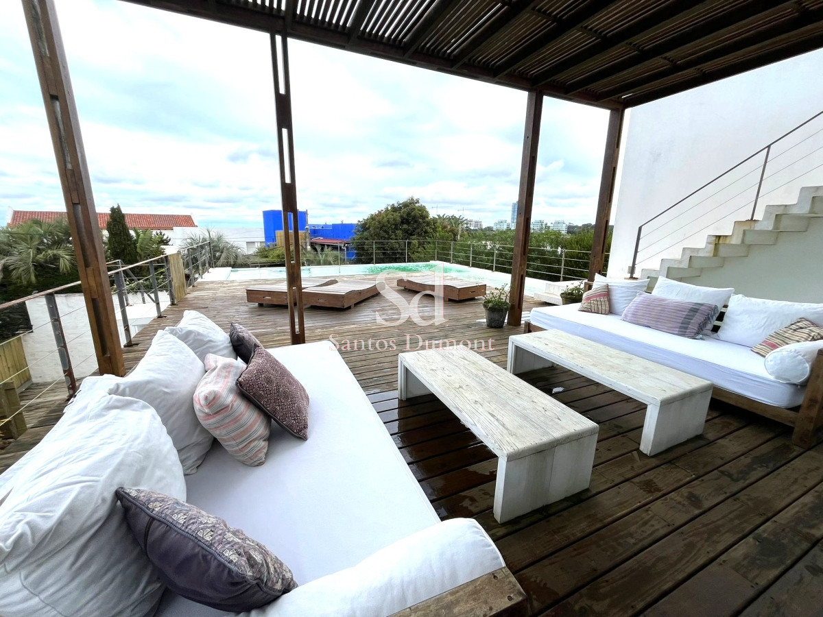 Casa ID.12184 - EXCELENTE UBICACION