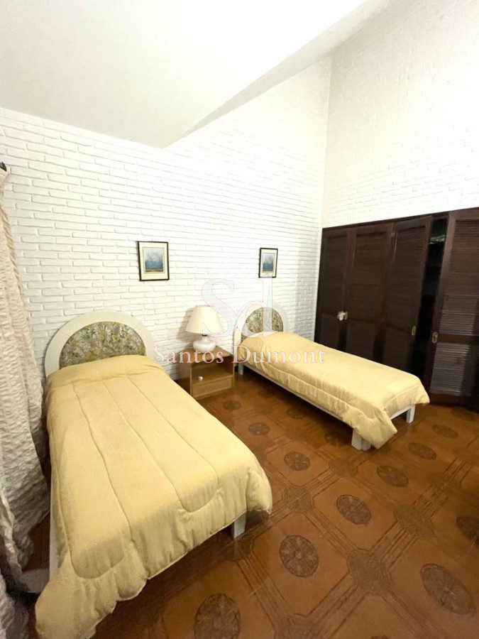 Casa ID.9716 - Casa en Venta 4 dormitorios Punta del Este