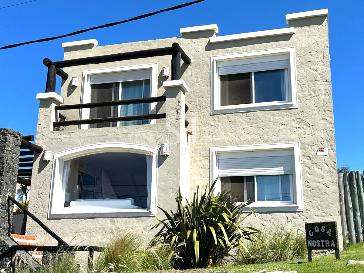 Casa ID.11620 - VENTA - EL CHORRO, A METROS DEL MAR