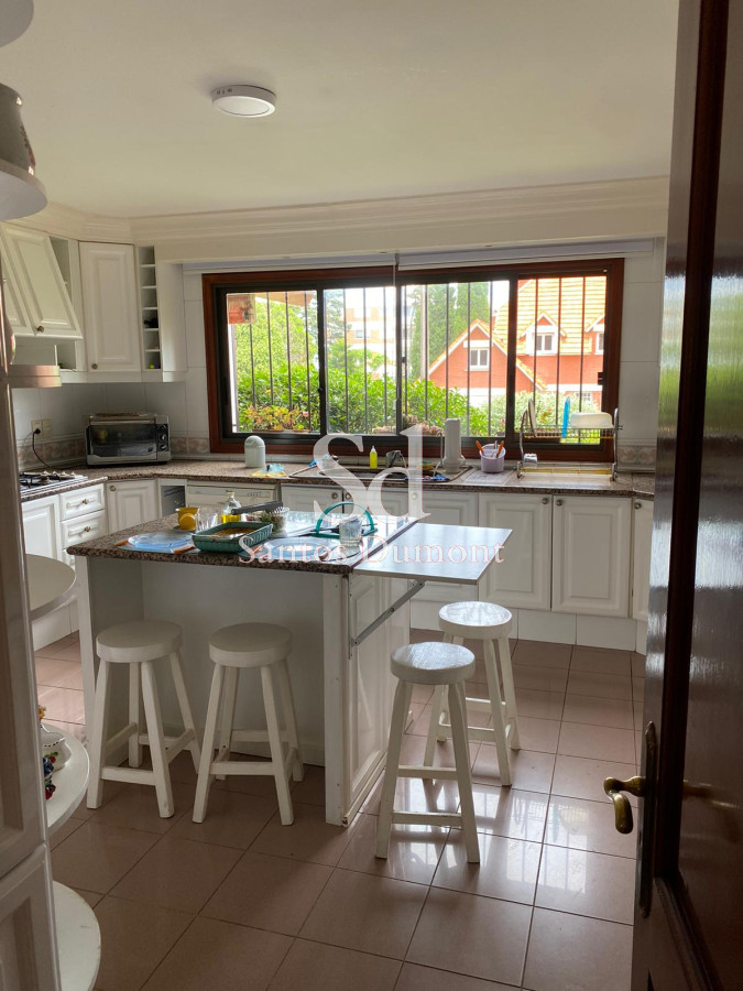 Casa ID.10339 - Venta Casa Playa Mansa-Punta del Este