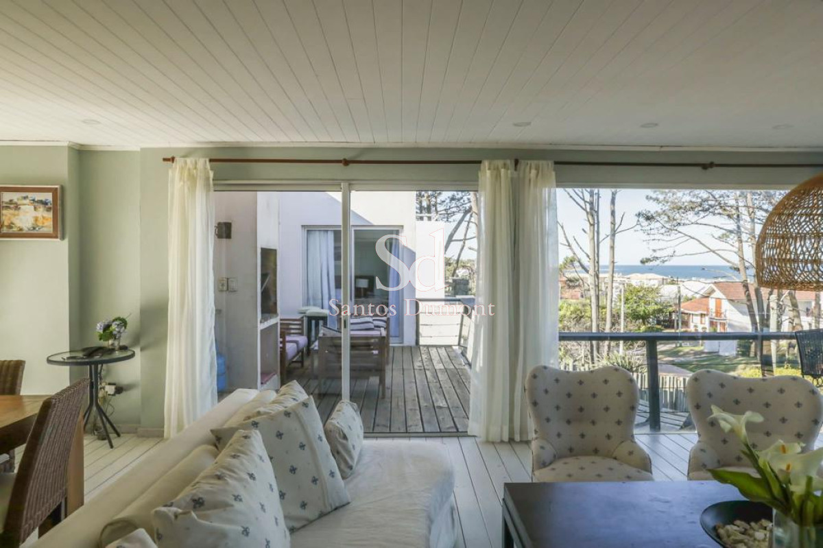 Casa ID.11505 - VENTA - EXCELENTE UBICACION