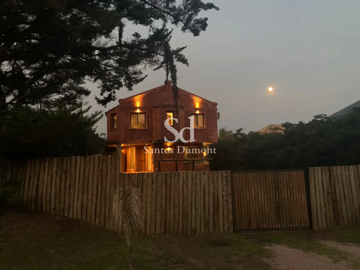 Casa ID.11674 - MONTOYA - A METROS DEL MAR