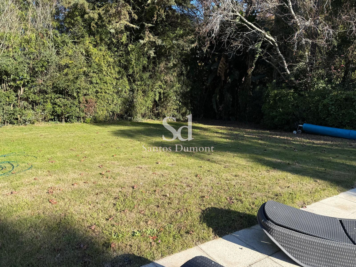 Casa ID.25352 - Venta Casa 6 dormitorios El Golf Punta del Este