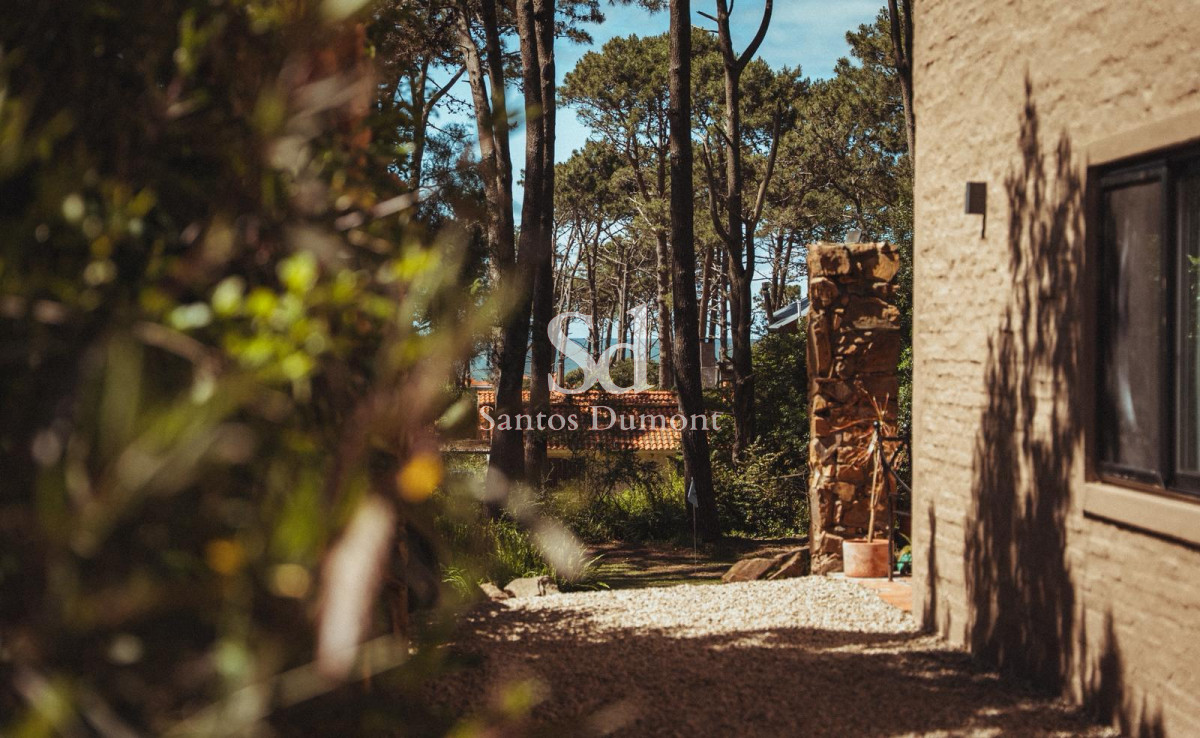 Casa ID.11936 - ALQUILER TEMPORAL - MONTOYA, EXCELENTE UBICACION