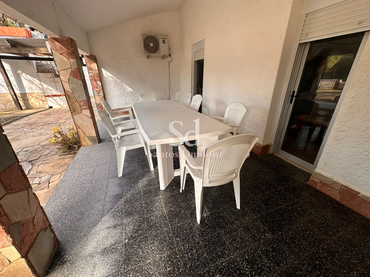 Casa ID.25360 - VENTA - A METROS DEL MAR