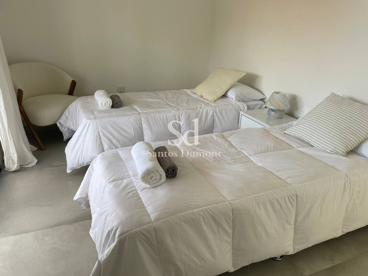 Casa ID.24677 - EXCELENTE UBICACION