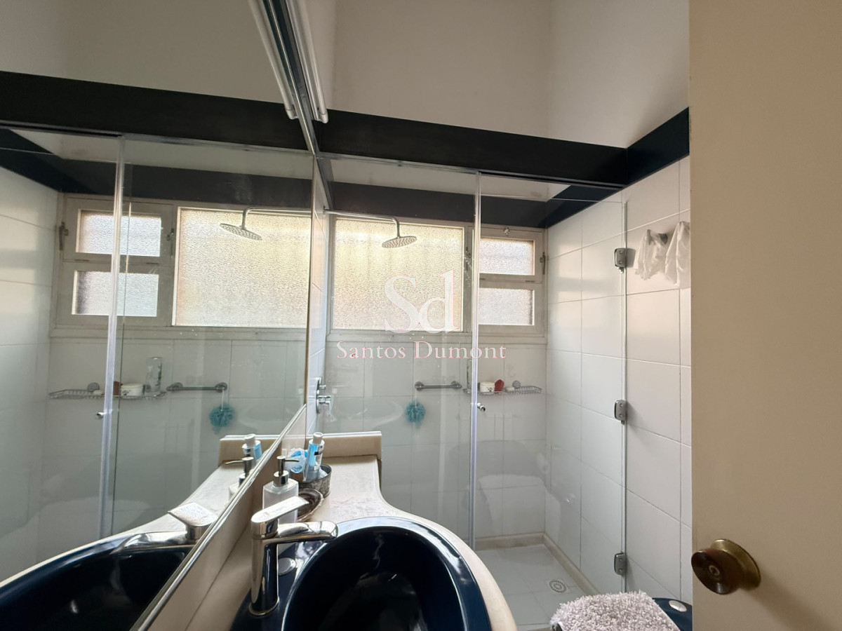 Casa ID.25788 - Venta Casa 5 dormitorios Punta del Este Playa Mansa