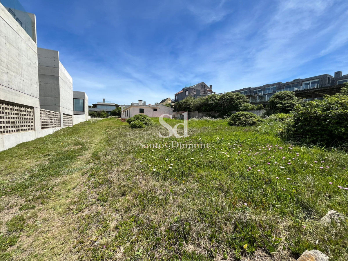 Casa ID.12381 - LA BARRA - LOTE UNICO CON EXCELENTE VISTA AL MAR