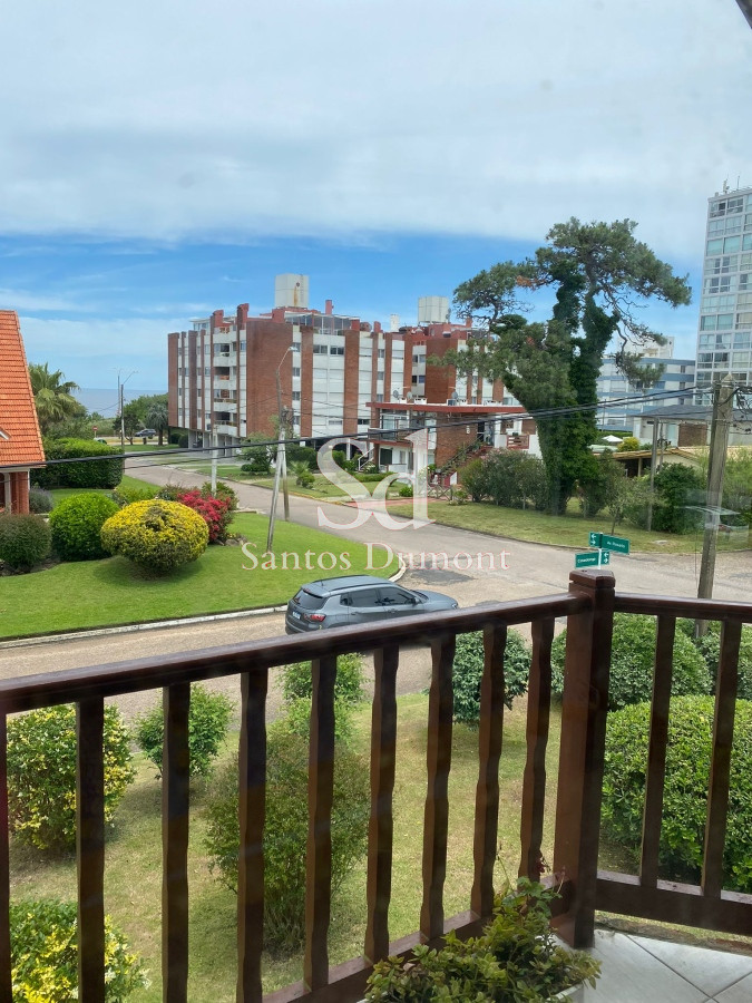 Casa ID.10339 - Venta Casa Playa Mansa-Punta del Este
