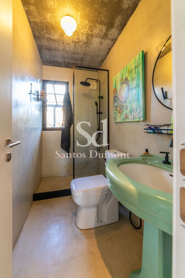 Casa ID.25041 - VENTA - EXCELENTE UBICACION