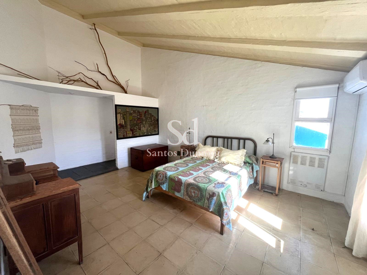 Casa ID.24519 - VENTA - ESPECTACULAR UBICACION