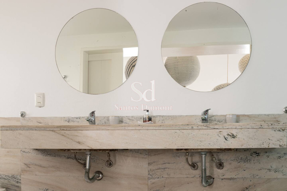Casa ID.12131 - EXCELENTE UBICACION