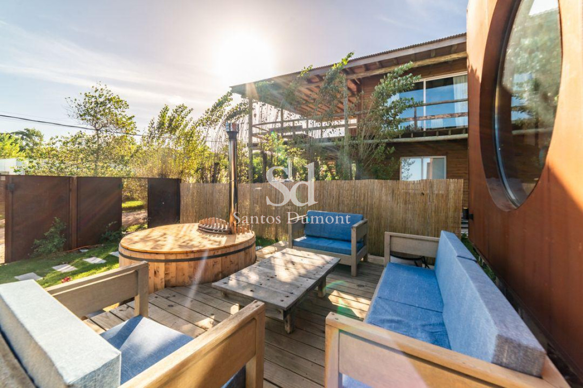 Casa ID.25041 - VENTA - EXCELENTE UBICACION