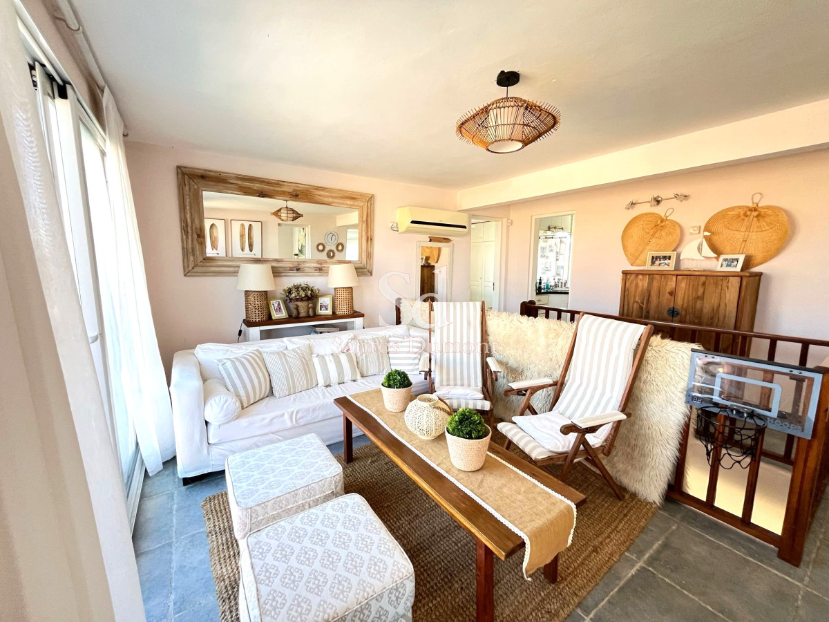 Casa ID.11620 - VENTA - EL CHORRO, A METROS DEL MAR