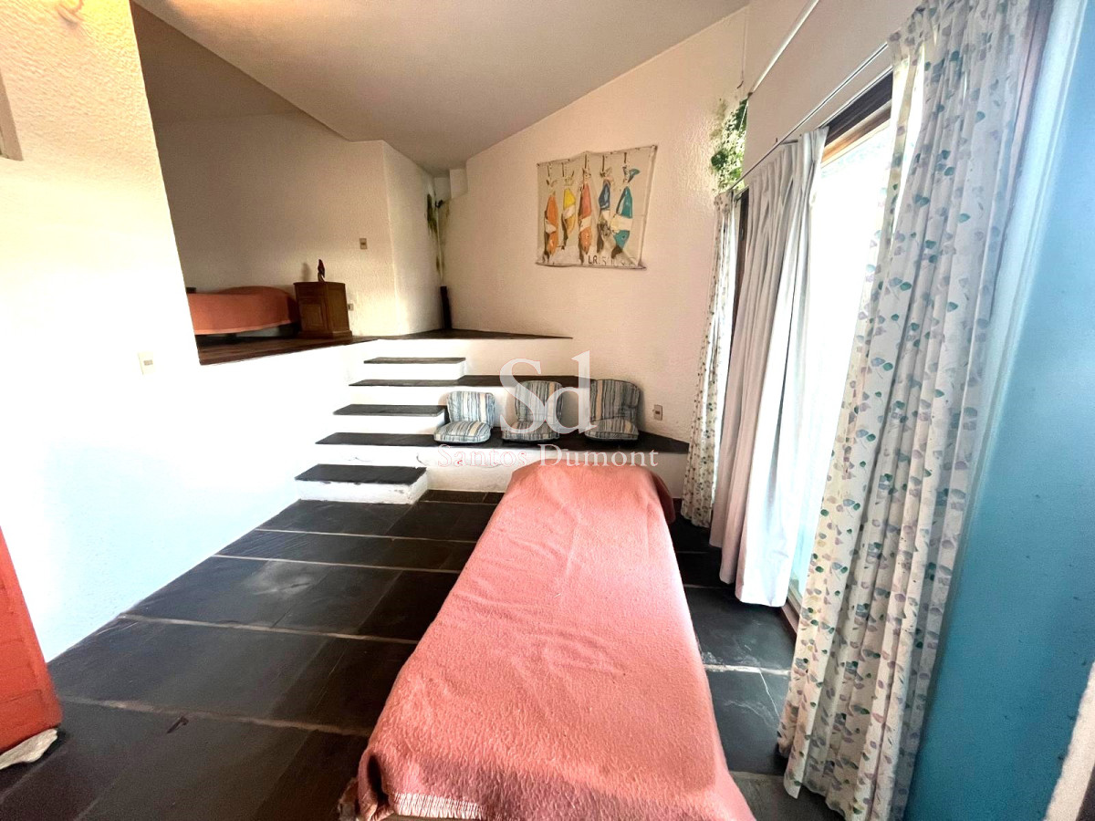 Casa ID.24519 - VENTA - ESPECTACULAR UBICACION