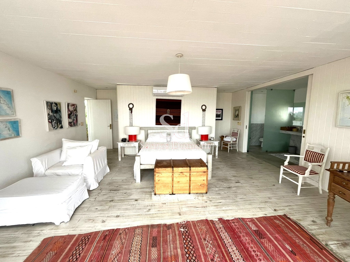 Casa ID.12184 - EXCELENTE UBICACION