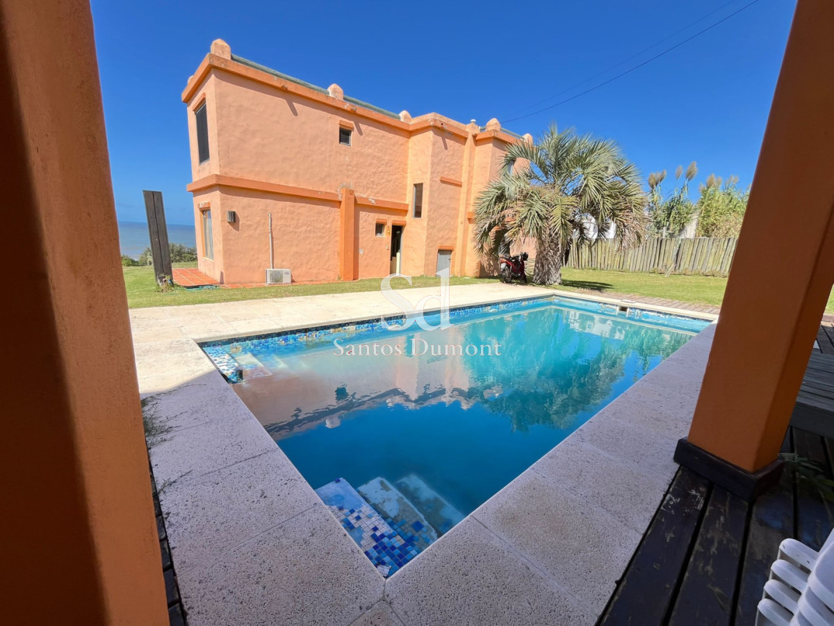 Casa ID.25328 - VENTA - EXCELENTE PROPIEDAD