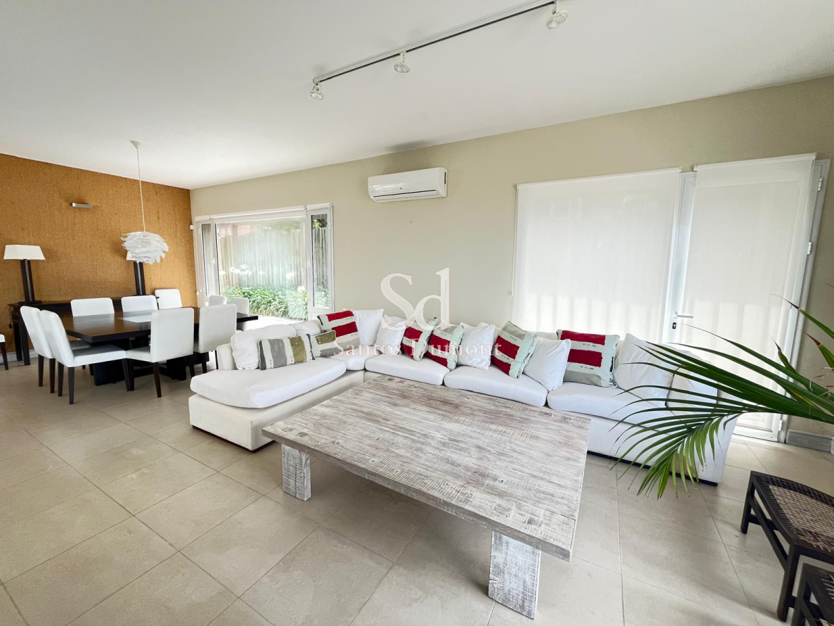 Casa ID.25173 - ALQUILER TEMPORAL - PRIMERA LINEA