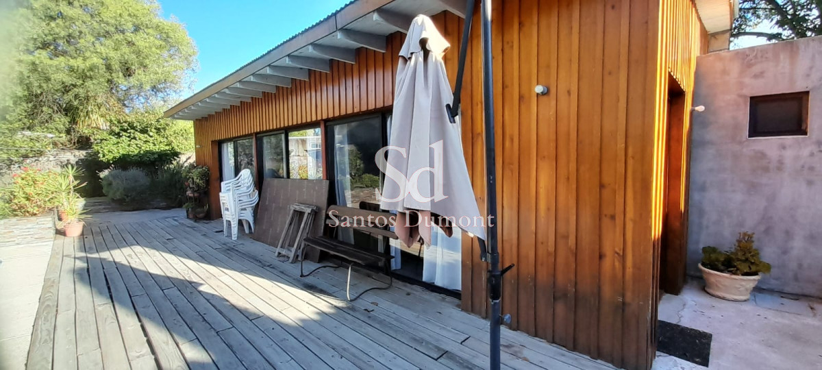 Casa ID.25003 - VENTA - EXCELENTE UBICACION