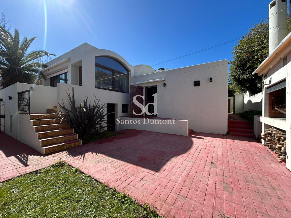 Casa ID.25854 - EN VENTA - Casa en zona Faro de Punta del Este a metros del Mar
