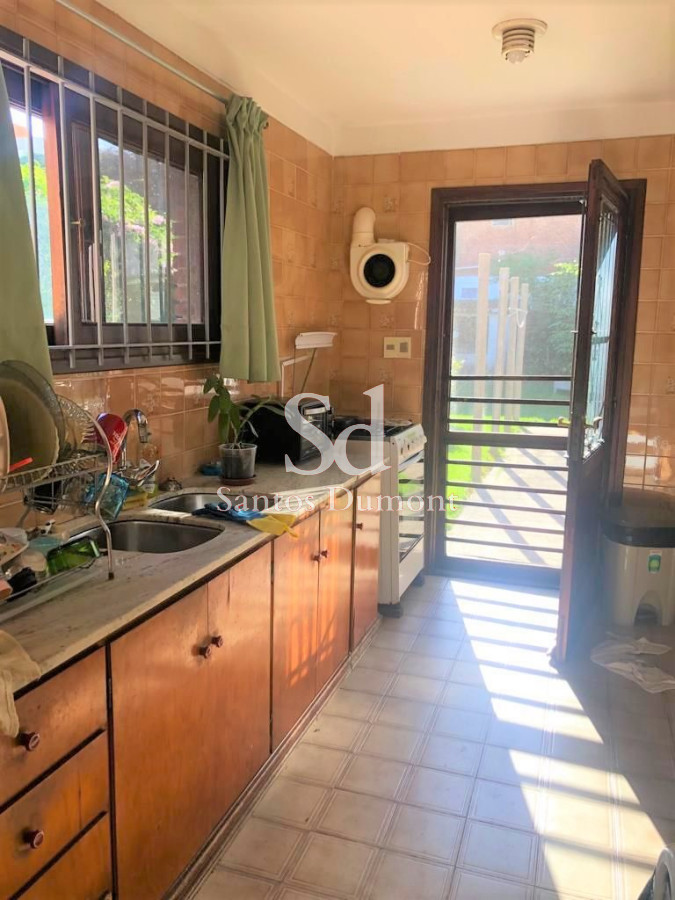 Casa ID.24606 - OPORTUNIDAD - ESPECTACULAR PARA DESARROLLO