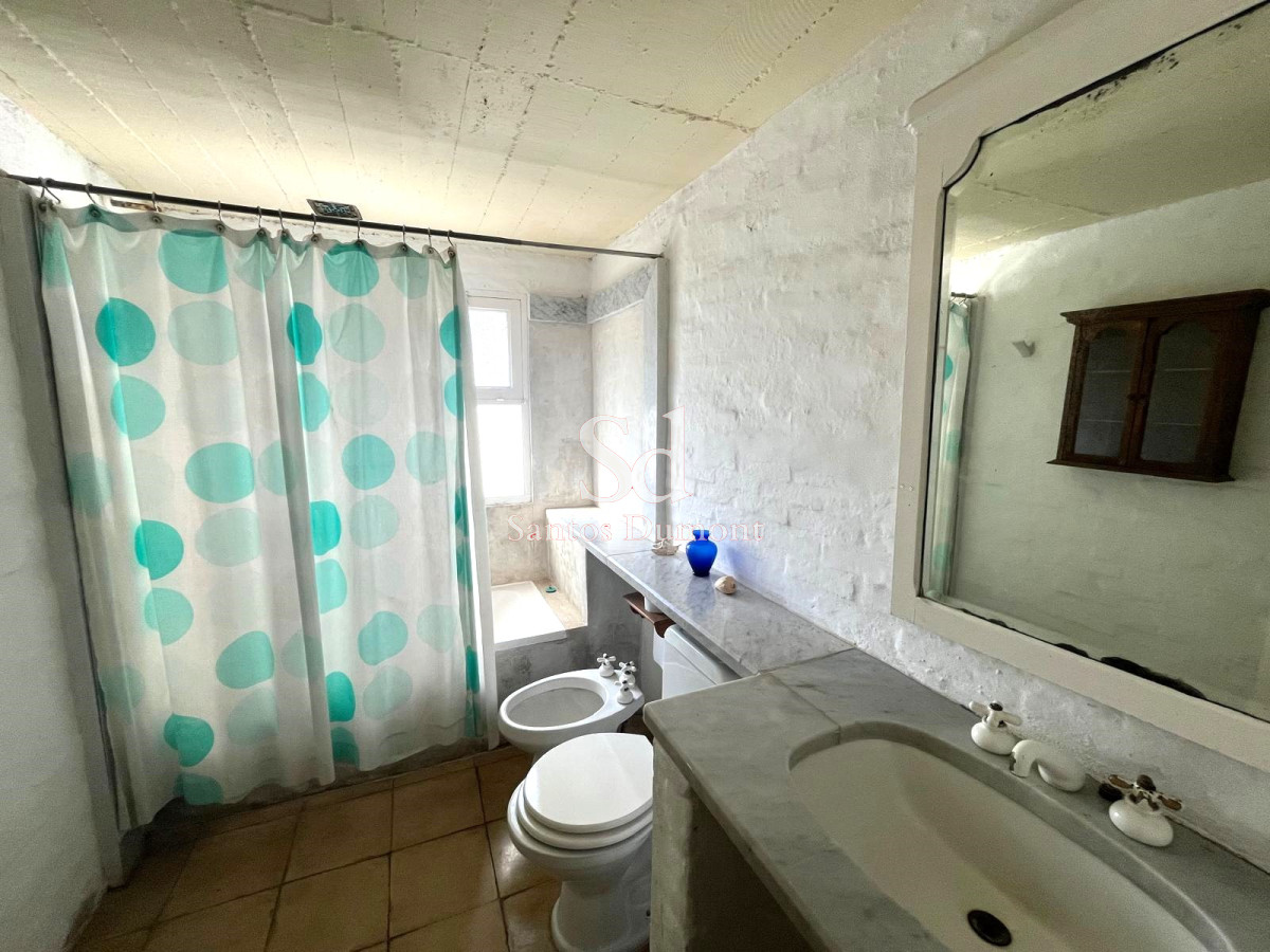 Casa ID.24519 - VENTA - ESPECTACULAR UBICACION