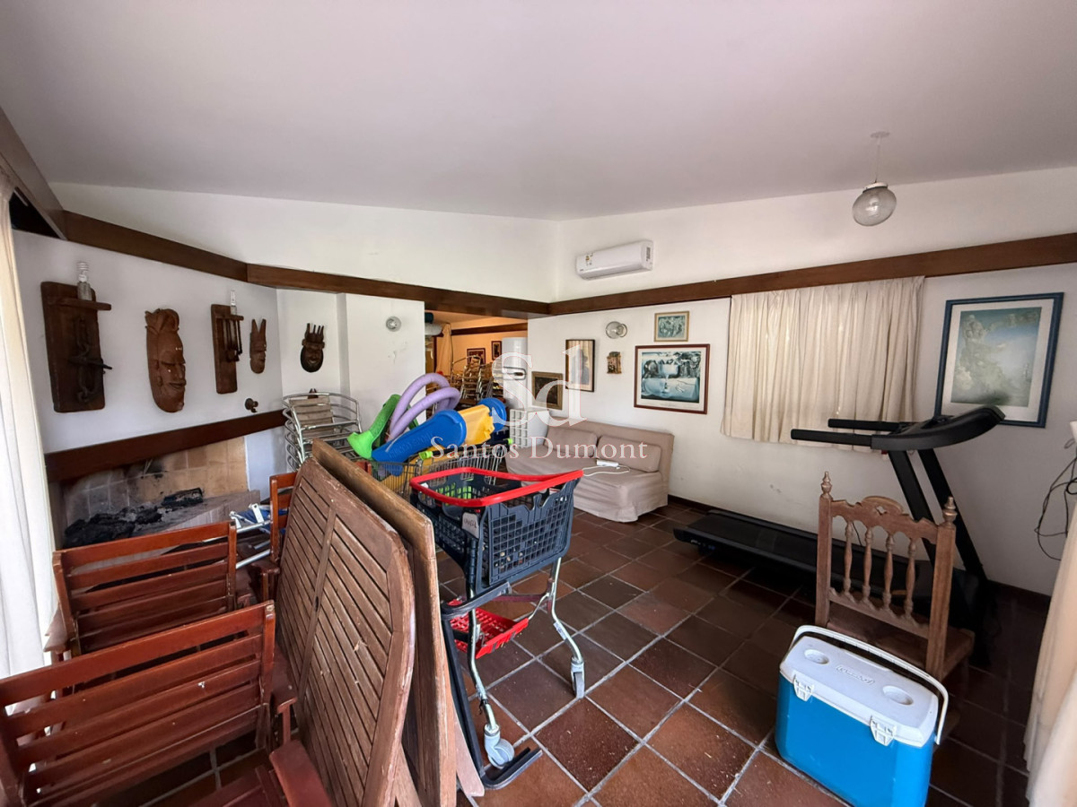 Casa ID.25788 - Venta Casa 5 dormitorios Punta del Este Playa Mansa