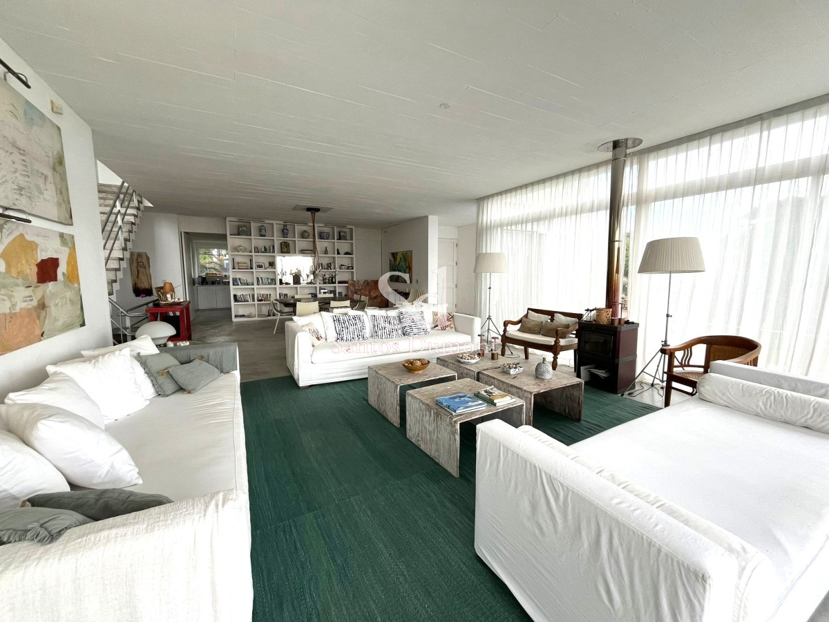 Casa ID.12184 - EXCELENTE UBICACION