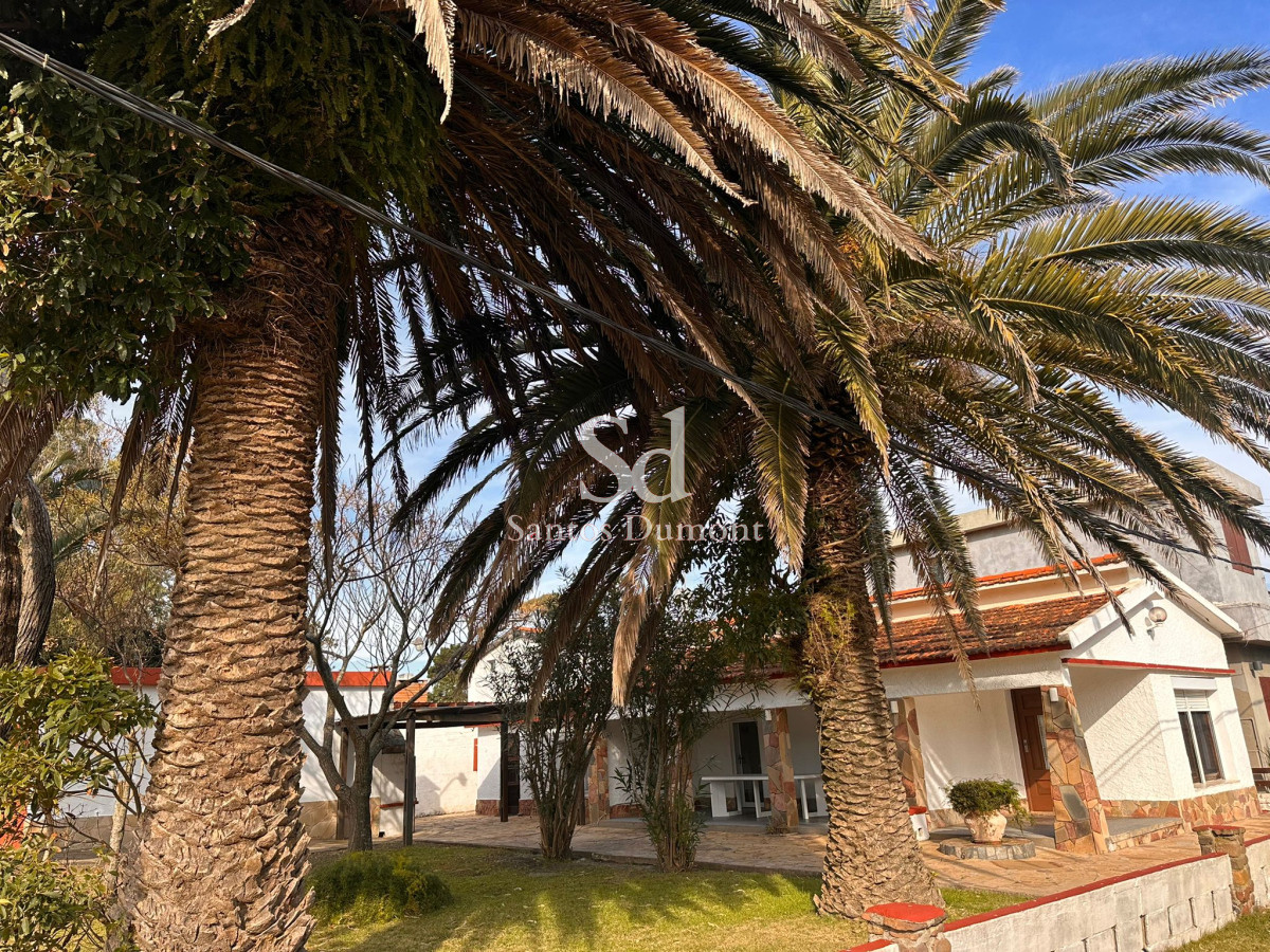 Casa ID.25360 - VENTA - A METROS DEL MAR