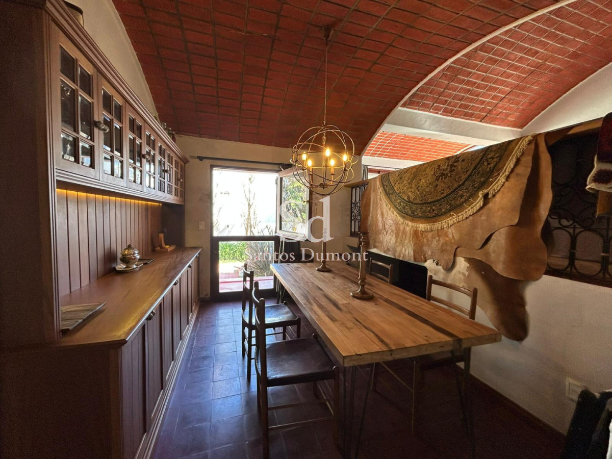 Casa ID.25854 - EN VENTA - Casa en zona Faro de Punta del Este a metros del Mar