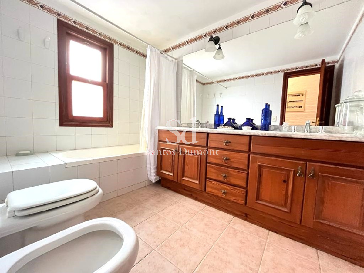 Casa ID.12279 - OPORTUNIDAD - VENTA