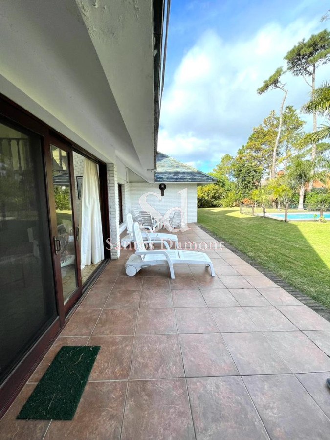 Casa ID.9716 - Casa en Venta 4 dormitorios Punta del Este