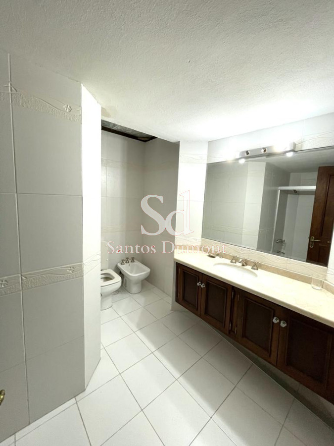 Casa ID.9716 - Casa en Venta 4 dormitorios Punta del Este