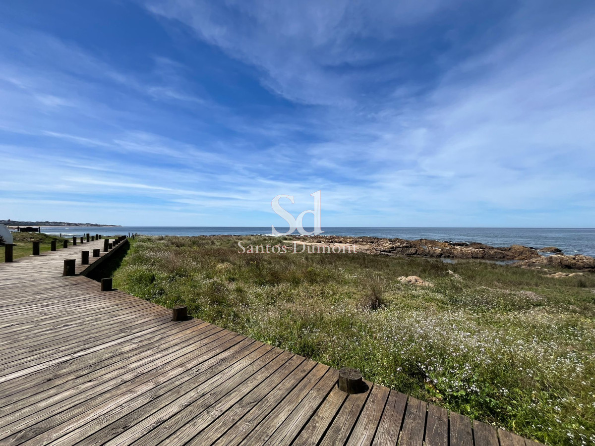Casa ID.12381 - LA BARRA - LOTE UNICO CON EXCELENTE VISTA AL MAR
