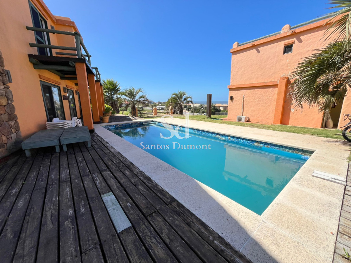Casa ID.25328 - VENTA - EXCELENTE PROPIEDAD