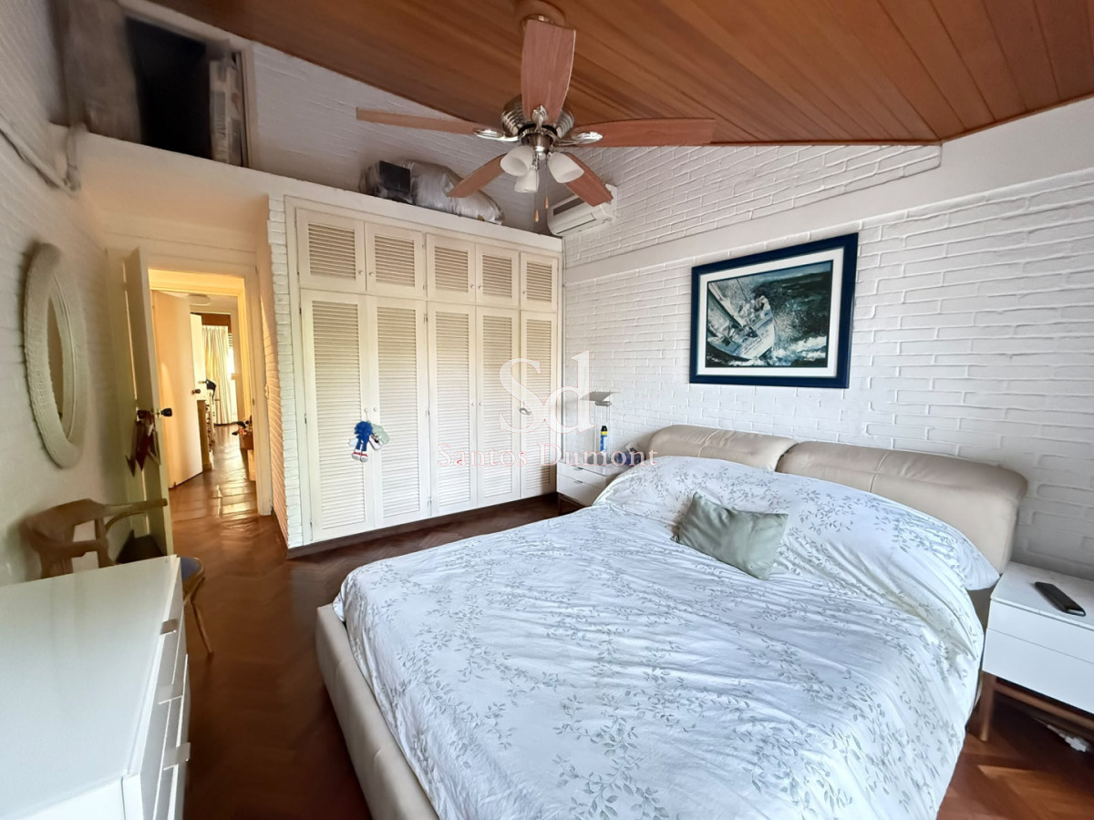 Casa ID.25788 - Venta Casa 5 dormitorios Punta del Este Playa Mansa