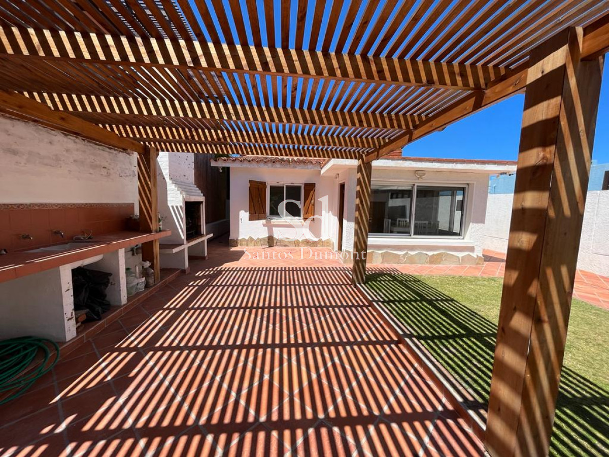 Casa ID.11793 - EXCELENTE UBICACION