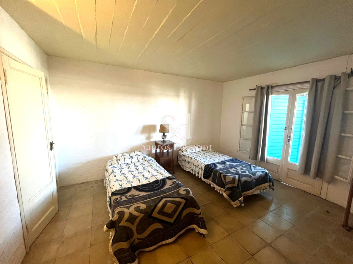 Casa ID.24519 - VENTA - ESPECTACULAR UBICACION