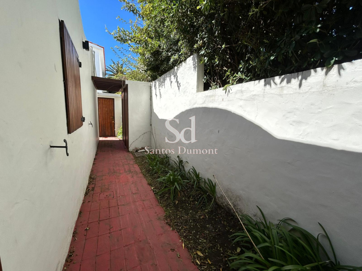 Casa ID.25854 - EN VENTA - Casa en zona Faro de Punta del Este a metros del Mar