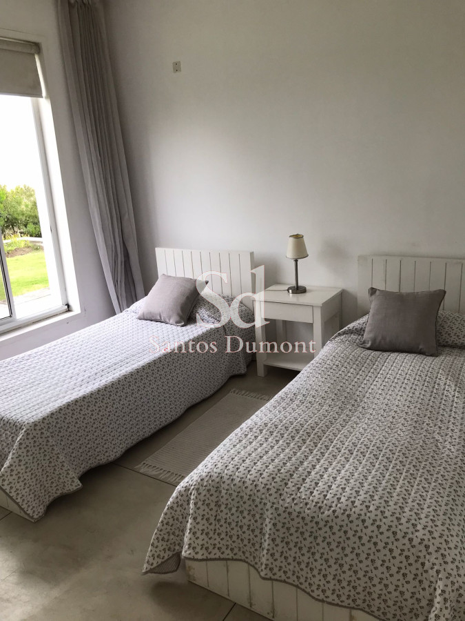 Casa ID.11821 - Casa en Manantiales, Punta Piedras
