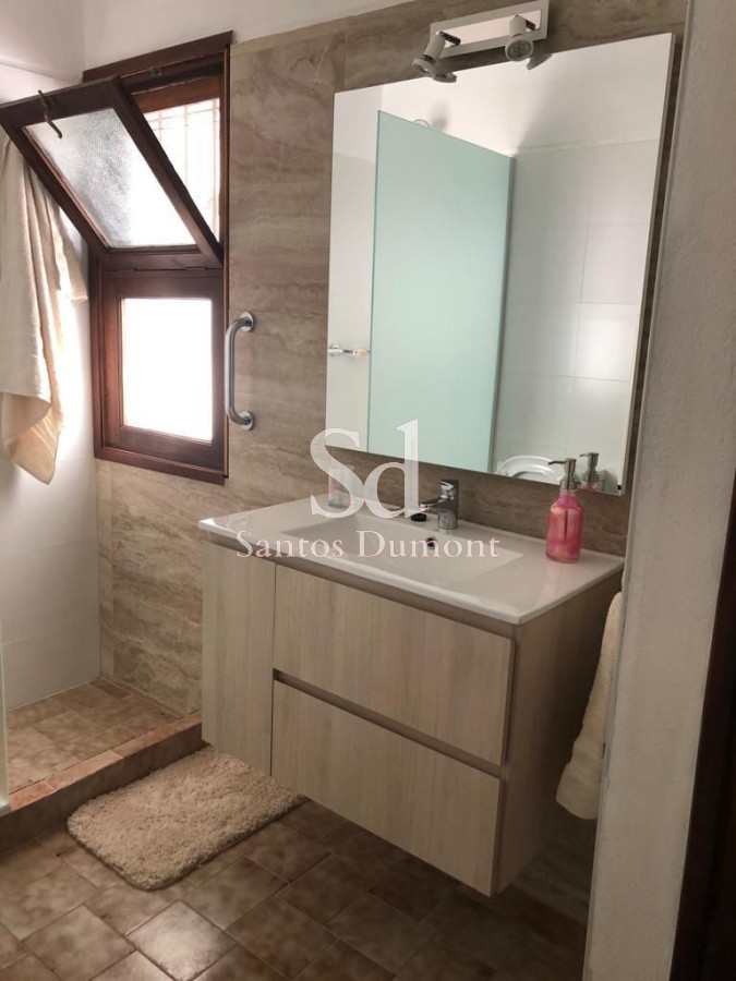 Casa ID.24606 - OPORTUNIDAD - ESPECTACULAR PARA DESARROLLO