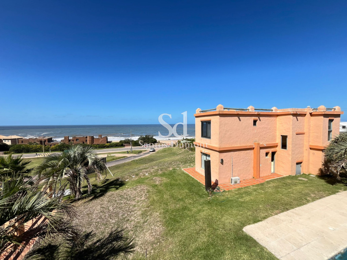 Casa ID.25328 - VENTA - EXCELENTE PROPIEDAD