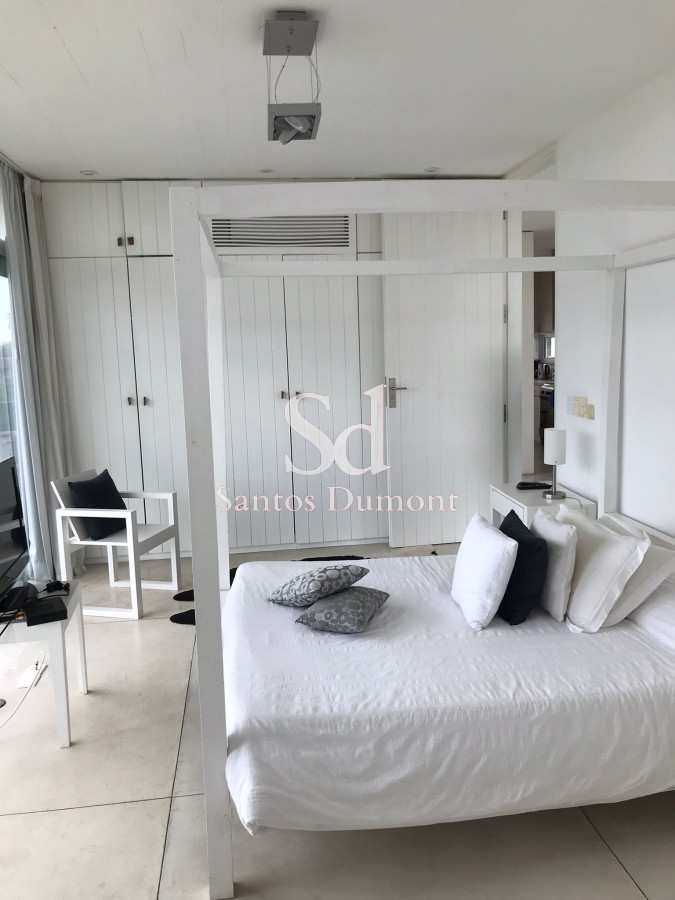 Casa ID.11821 - Casa en Manantiales, Punta Piedras